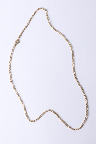 Lot 1033 - GOLD NECKLACE