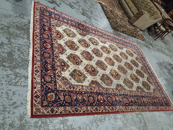 Lot 95 - RUG