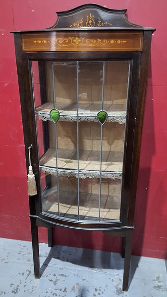 Lot 31 - CHINA CABINET