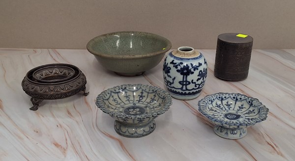 Lot 1341 - ORIENTAL CERAMIC & METALWARES