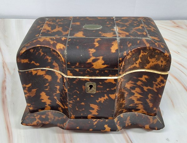 Lot 1105 - TORTOISESHELL TEA CADDY