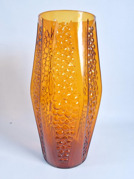 Lot 1374 - MID-CENTURY GLASS VASE