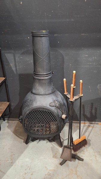 Lot 297 - CHIMENEA