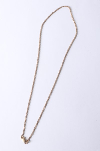 Lot 1034 - GOLD NECKLACE