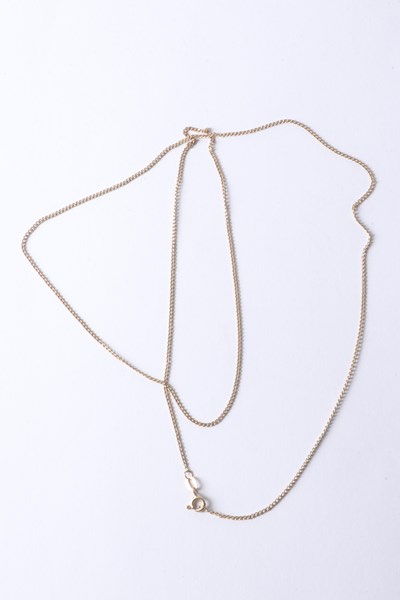 Lot 1008 - GOLD NECKLACE