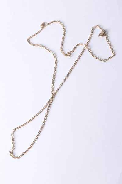 Lot 1077 - GOLD NECKLACE