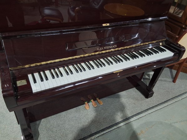 Lot 268 - UPRIGHT PIANO