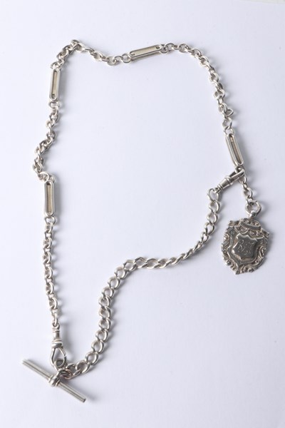 Lot 1111 - SILVER WATCH CHAIN