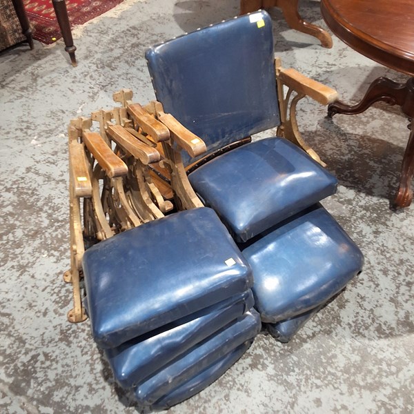 Lot 112 - THEATRE SEATS