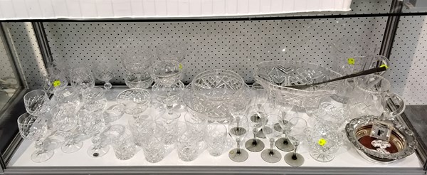 Lot 1324 - ENTERTAINERS GLASSWARE