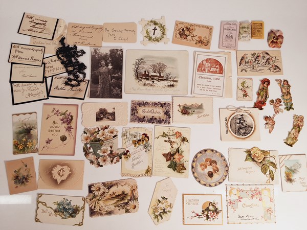 Lot 1042 - CARDS AND EPHEMERA