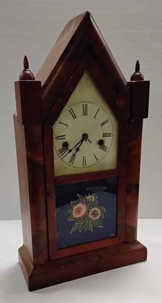 Lot 1225 - MANTEL CLOCK