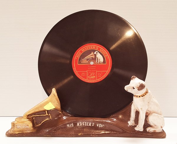 Lot 1187 - HMV RECORD HOLDER