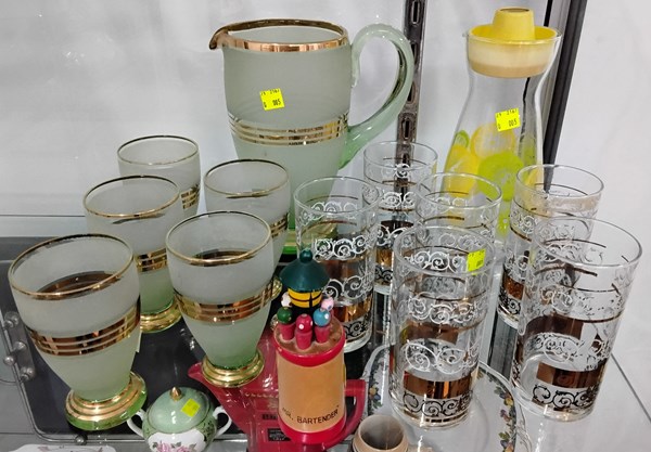 Lot 1377 - DRINKWARE