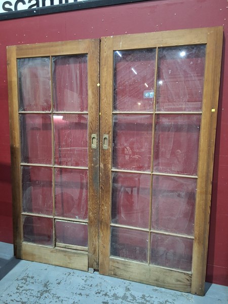 Lot 296 - SLIDING DOORS