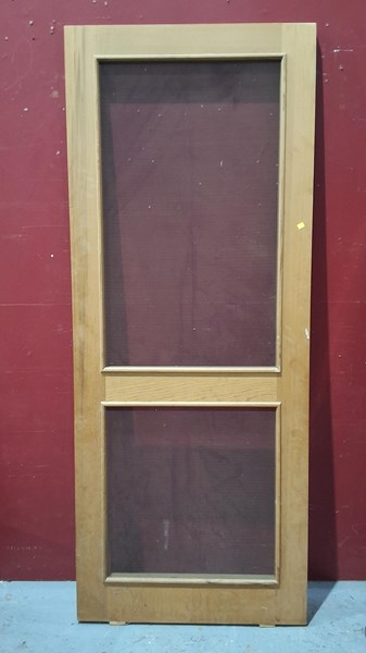 Lot 292 - FLY SCREEN DOOR