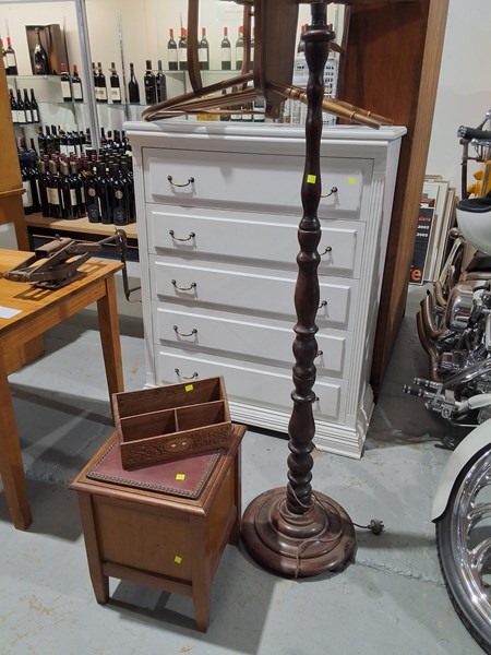 Lot 342 - FURNITURE LOT