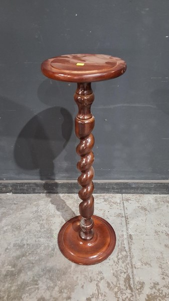 Lot 106 - TIMBER PEDESTAL