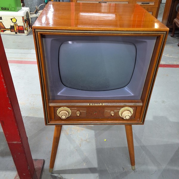 Lot 238 - CRT TELEVISION