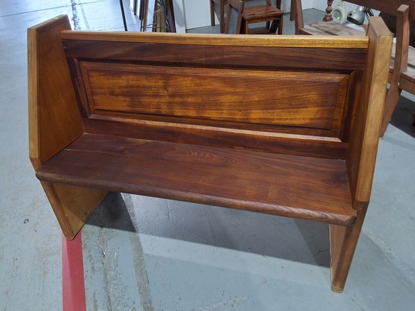 Lot 225 - CHURCH PEW