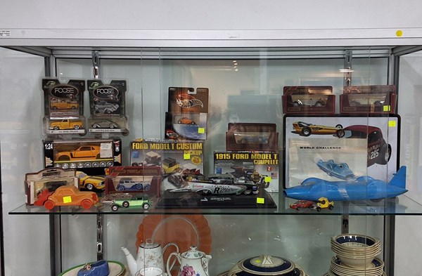 Lot 1354 - MODEL VEHICLES