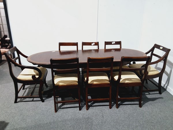 Lot 200 - DINING SUITE