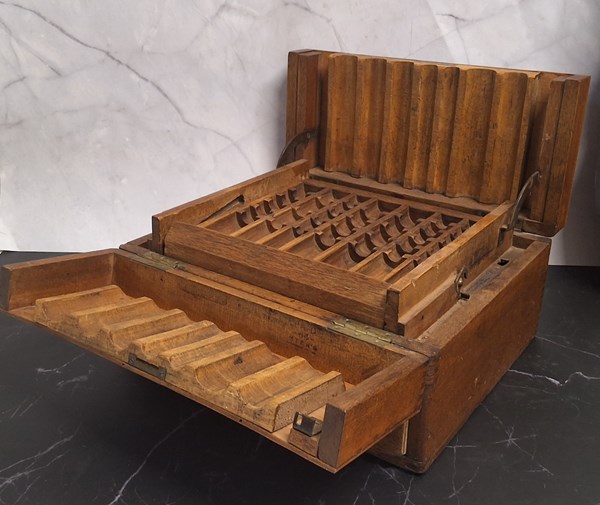 Lot 1342 - VINTAGE WOODEN CASH REGISTER BOX