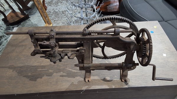 Lot 155 - PEELING MACHINE