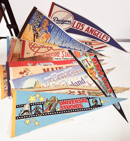 Lot 1271 - PENNANTS