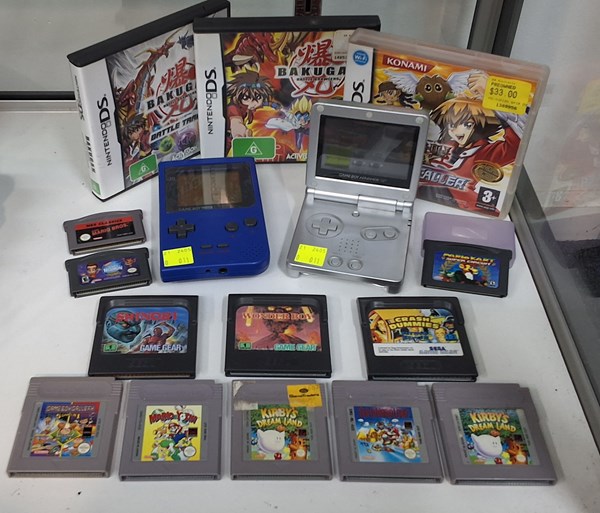 Lot 1179 - HAND-HELD GAMERS LOT