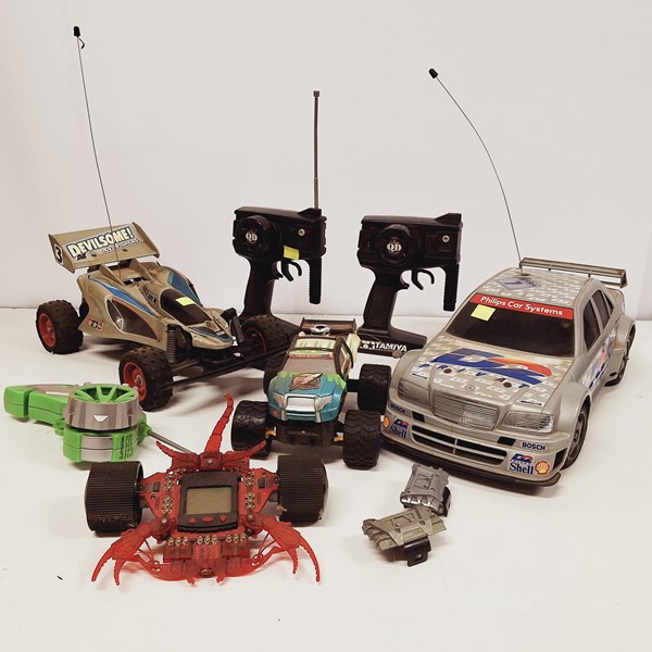 Lot 1334 - REMOTE CONTROL CARS