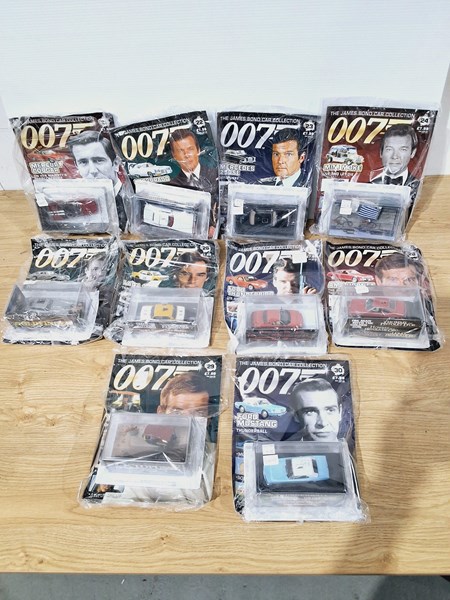 Lot 1359 - JAMES BOND CARS