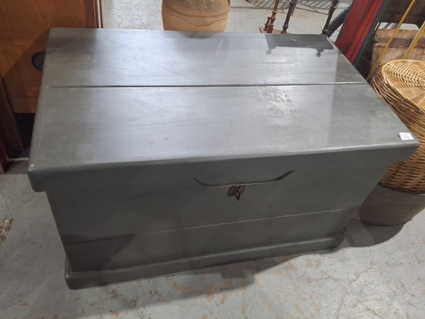 Lot 178 - TRUNK