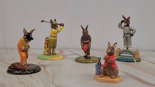 Lot 1103 - BUNNYKINS FIGURINES