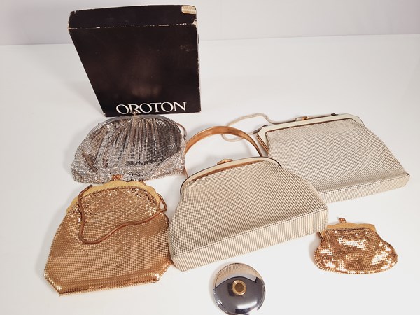 Lot 1236 - HANDBAGS