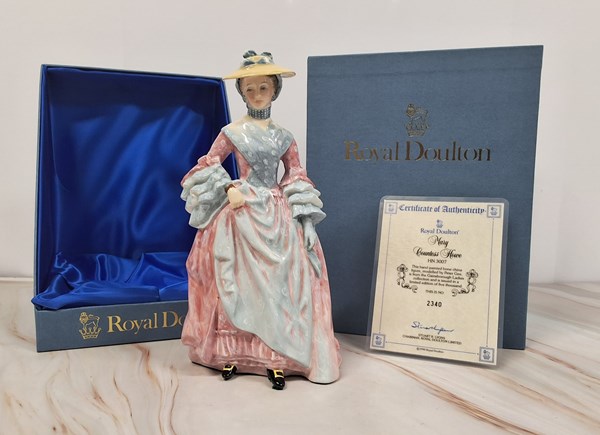 Lot 1127 - ROYAL DOULTON FIGURE