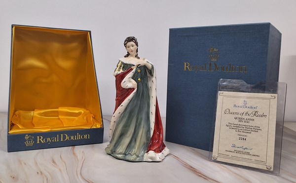 Lot 1132 - ROYAL DOULTON FIGURE