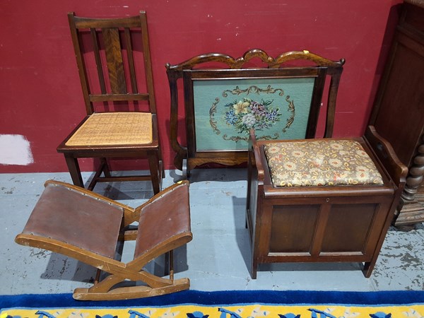 Lot 56 - FURNITURE