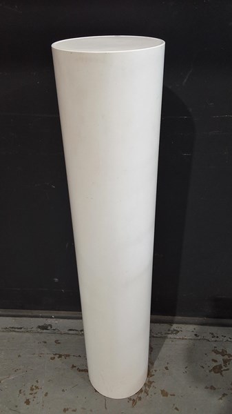 Lot 239 - CYLINDRICAL DISPLAY PEDESTAL