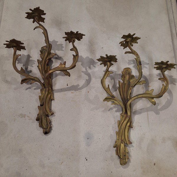 Lot 270 - PAIR OF WALL SCONCES