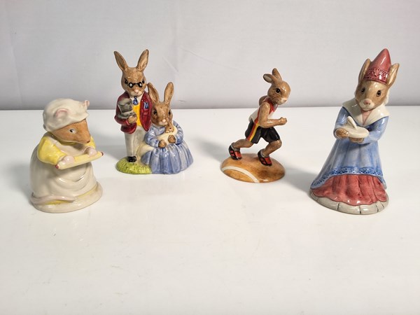 Lot 1276 - ROYAL DOULTON BUNNYKINS FIGURES (4)