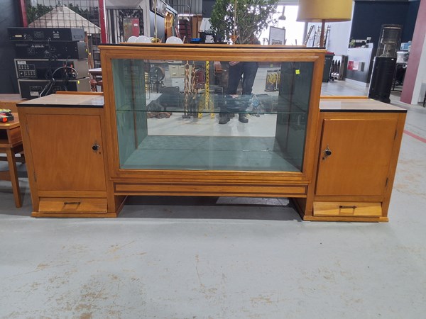 Lot 232 - SIDEBOARD