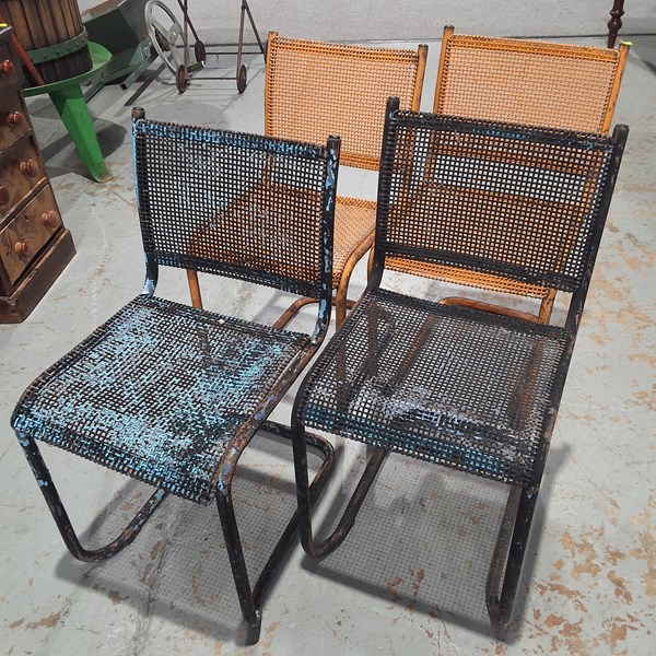 Lot 187 - TENNIS CHAIRS