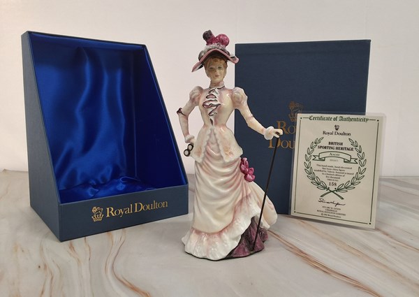 Lot 1135 - ROYAL DOULTON FIGURE