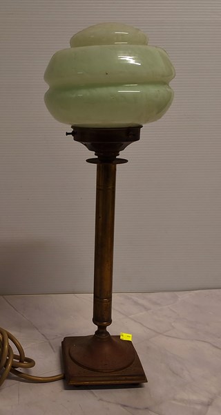 Lot 1368 - TABLE LAMP