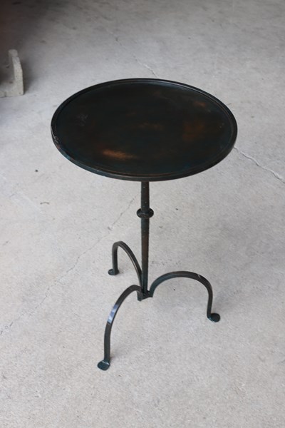 Lot 109 - SIDE TABLE