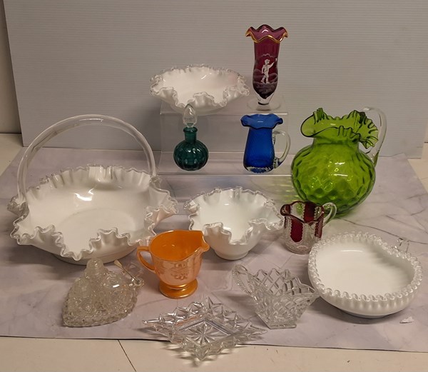 Lot 1339 - GLASSWARE