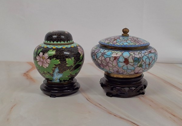 Lot 1023 - CLOISONNE JARS