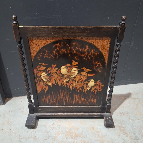 Lot 274 - POKERWORK FIRE SCREEN