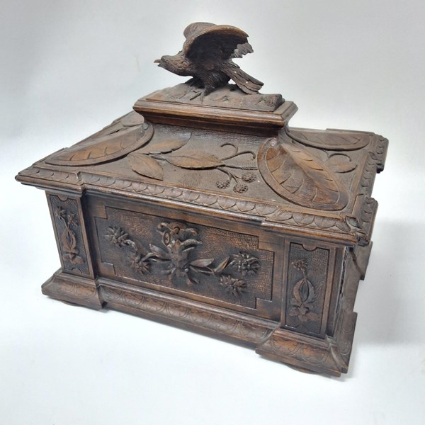 Lot 1229 - OAK SILVER BOX